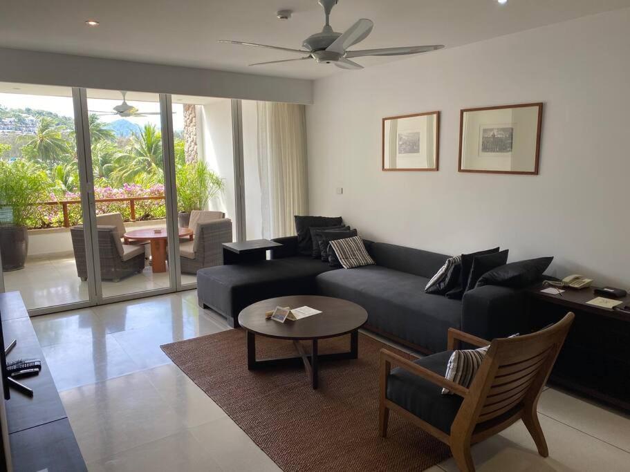 Beachfront 2 Bedroom Luxury Condo Chava Surin ภายนอก รูปภาพ