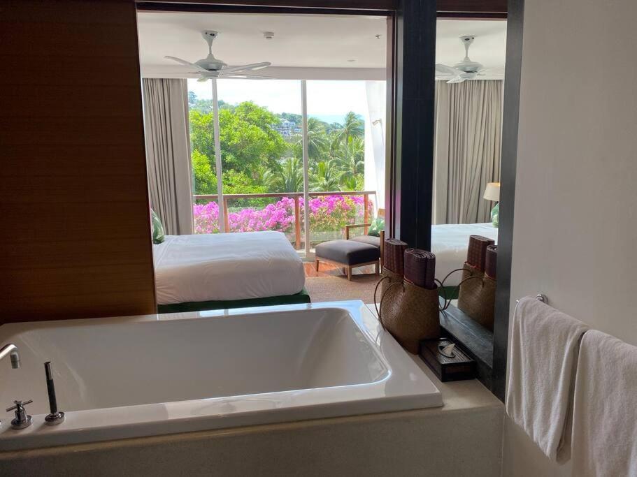Beachfront 2 Bedroom Luxury Condo Chava Surin ภายนอก รูปภาพ