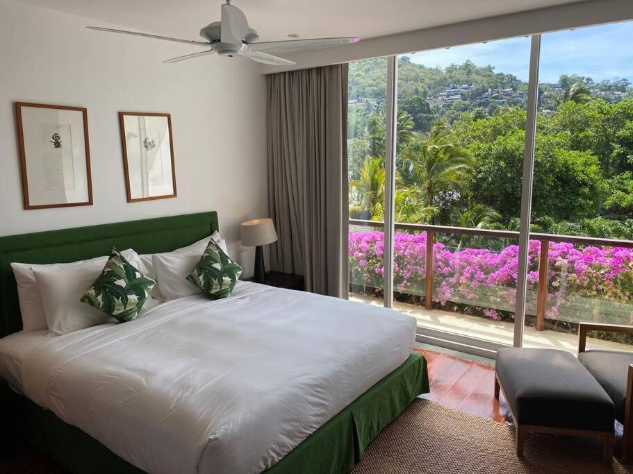 Beachfront 2 Bedroom Luxury Condo Chava Surin ภายนอก รูปภาพ